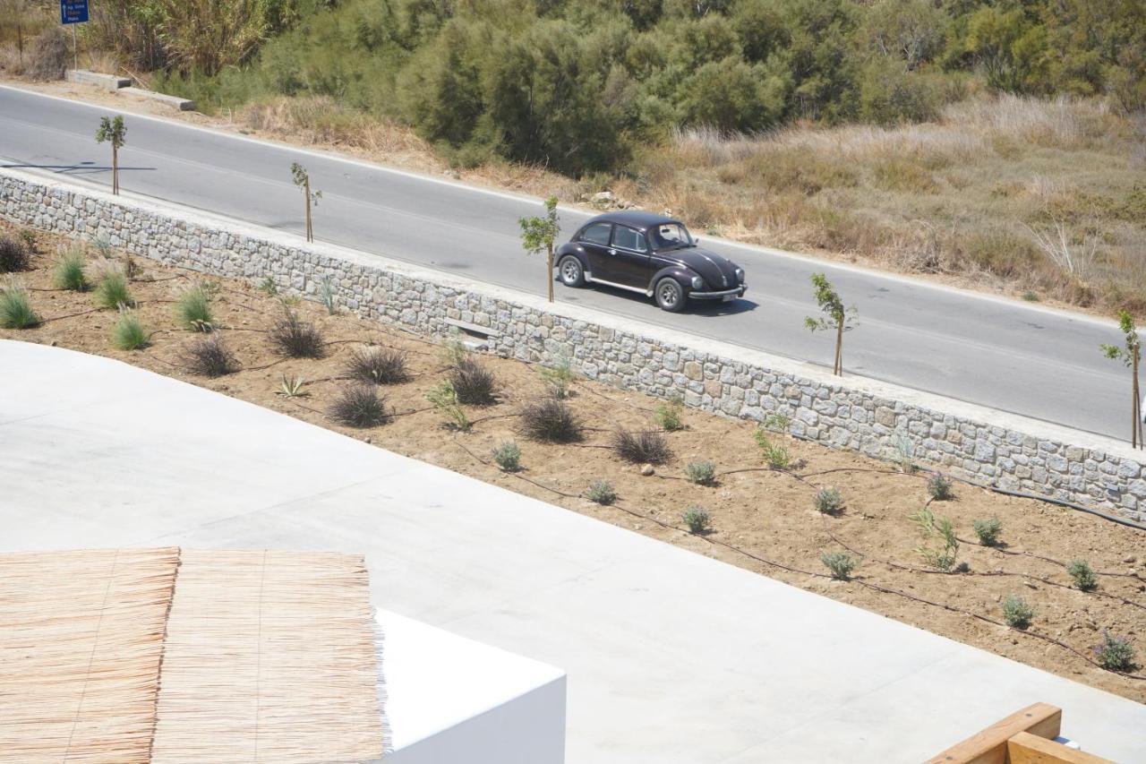 Alio Naxos Luxury Suites Agios Georgios  Exterior photo