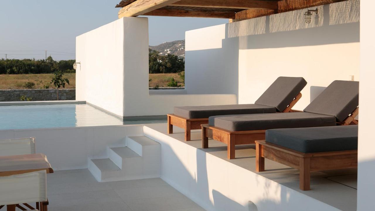 Alio Naxos Luxury Suites Agios Georgios  Room photo