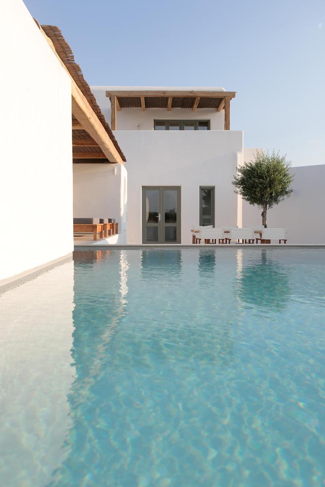 Alio Naxos Luxury Suites Agios Georgios  Exterior photo